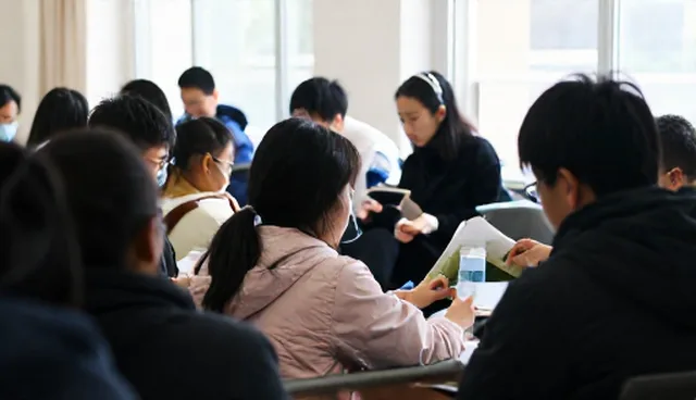 基础健康体检中的智能系统使用与维护建议